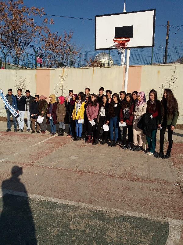 SÜLEYMAN NAZİF'TE KARNE