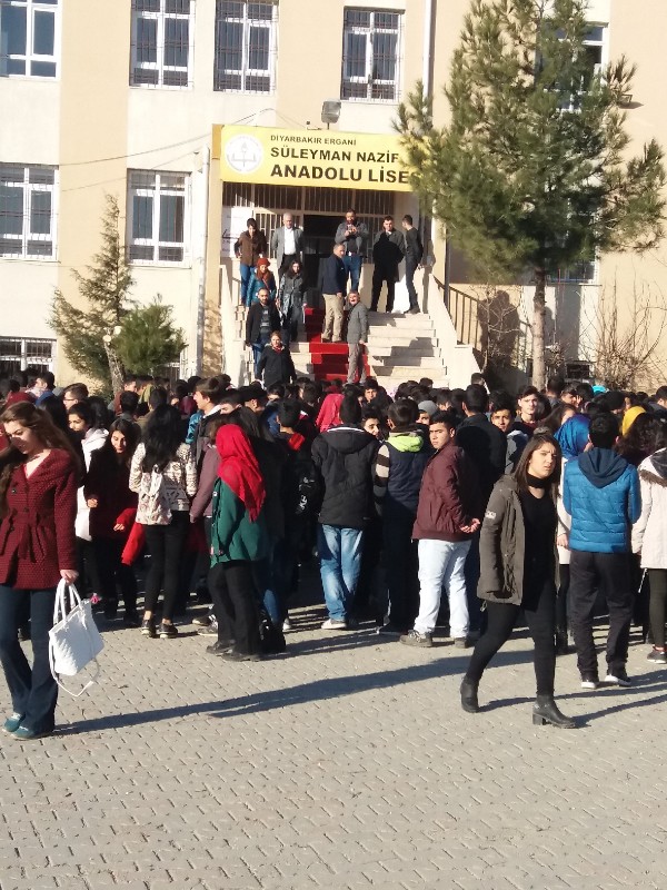 SÜLEYMAN NAZİF'TE KARNE